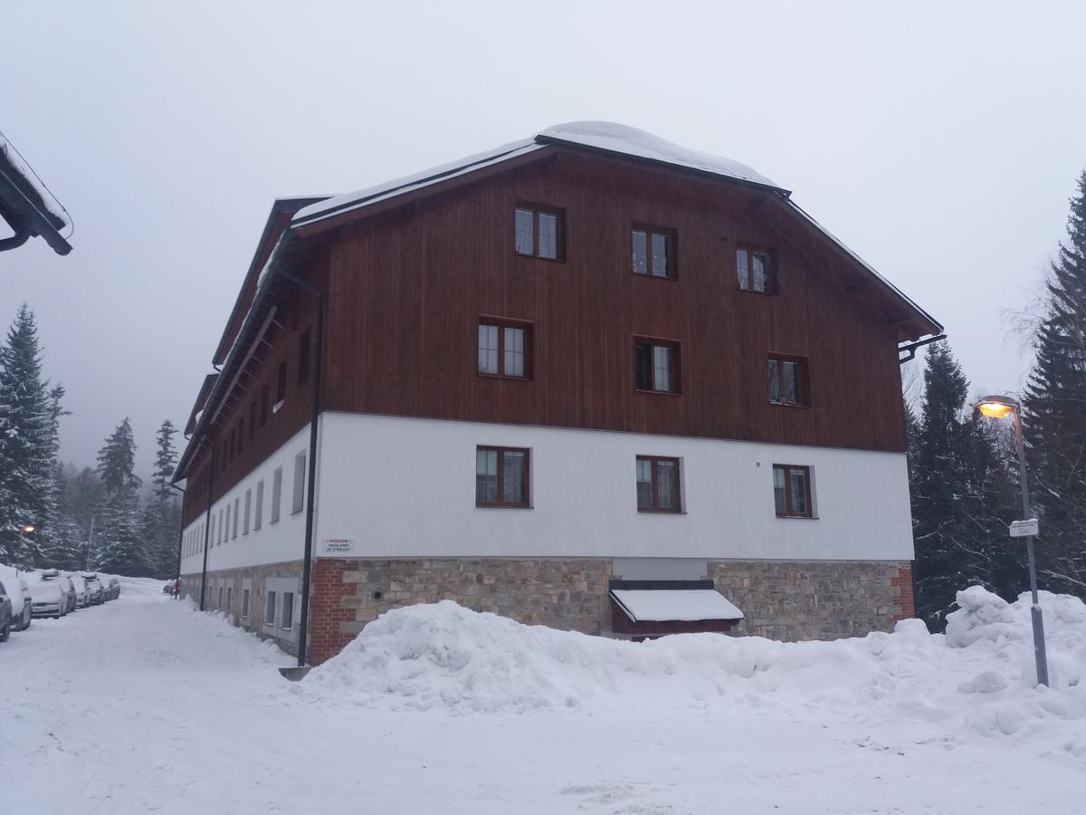 Apartman Spicak Sruby Exterior foto